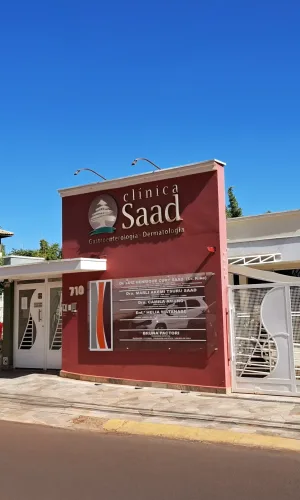 Frente Clinica Saad